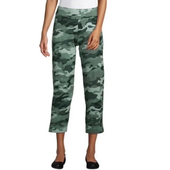K:  LANDS END Size S Starfish Crop Pants Green Camo Knit Cotton Stretch - Picture 1 of 11